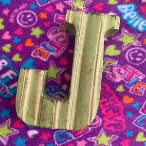 Rustic “J” home decor/ accent piece💚
